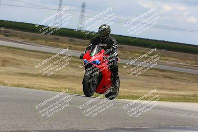 media/Apr-26-2024-TrackDaz (Fri) [[c4b677d280]]/C Group/140pm (Wheelie Bump)/